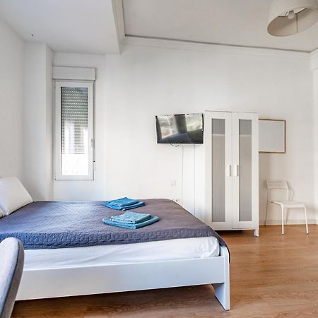 Versus Rooms Valence Extérieur photo